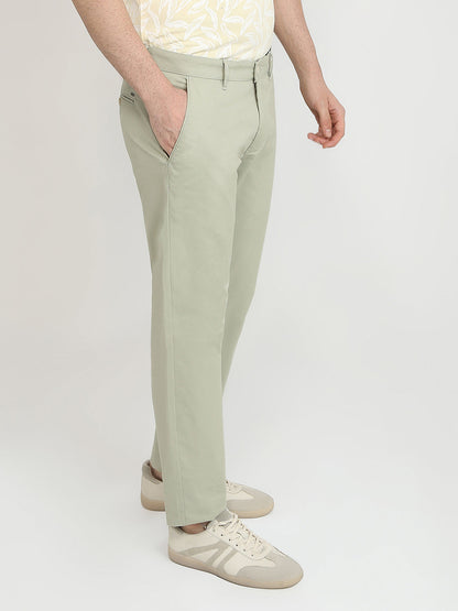 Parx Men Green Solid Slim Tapered Fit Cotton Blend Trouser