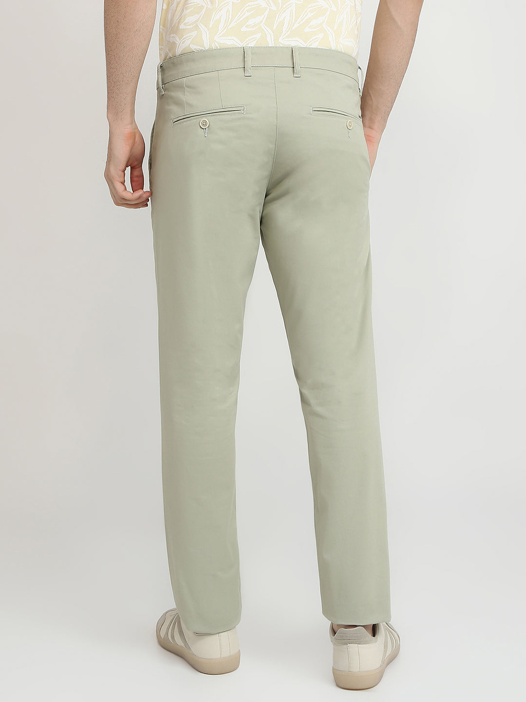 Parx Men Green Solid Slim Tapered Fit Cotton Blend Trouser