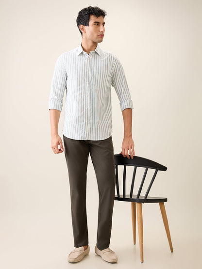 Parx Men Green Solid Slim Tapered Fit Cotton Blend Trouser