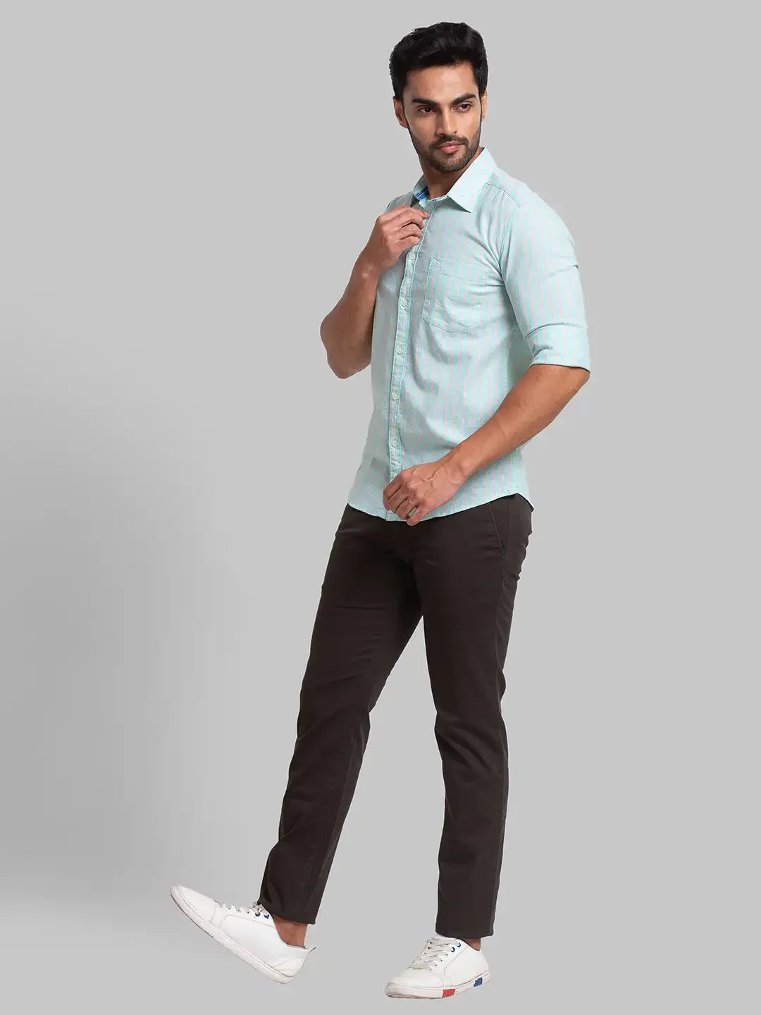 Men Green Lrt Fit Print Cotton Blend Trouser