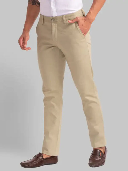 Men Green Lrt Fit Solid Cotton Blend Trouser