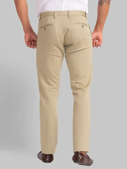 Men Green Lrt Fit Solid Cotton Blend Trouser