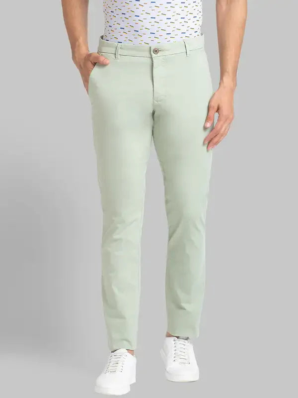 Men Green Lrt Fit Solid Cotton Blend Trouser