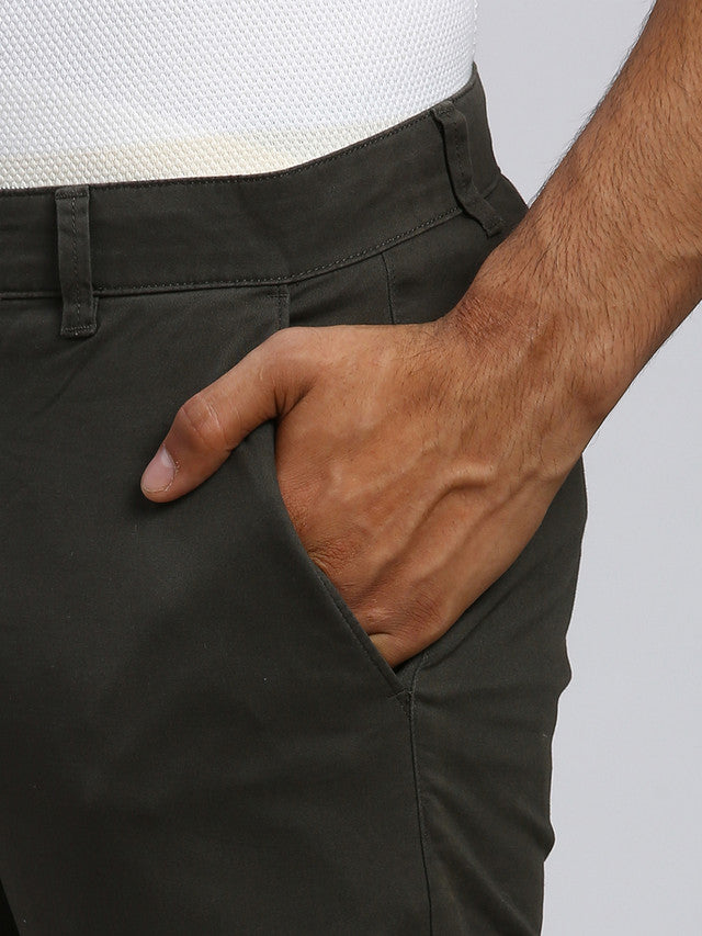 Parx Men Green Solid Tapered Fit Trouser