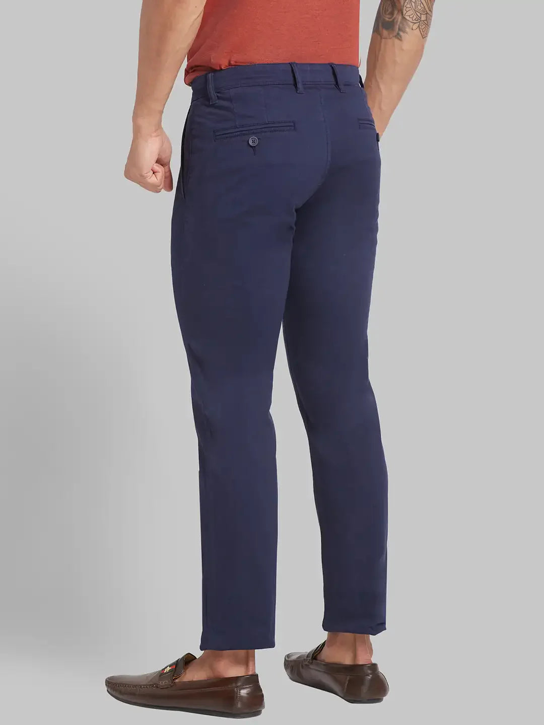 Parx Men Blue Low Rise Tapered Fit Solid Cotton Blend Trouser