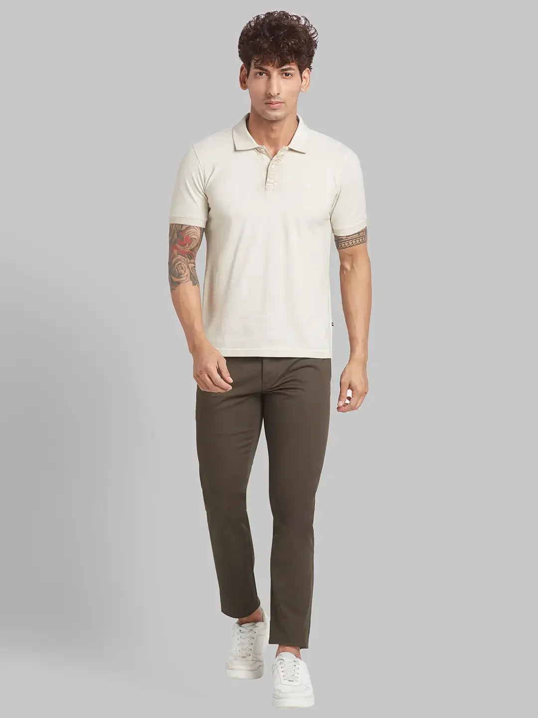 Parx Men Green Low Rise Tapered Fit Solid Cotton Blend Trouser