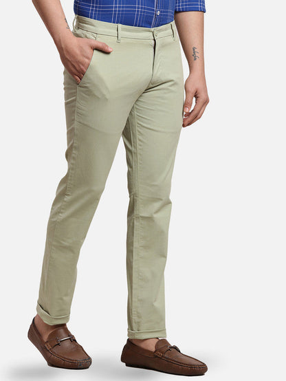 Parx Men Green Solid Tapered Fit Trouser