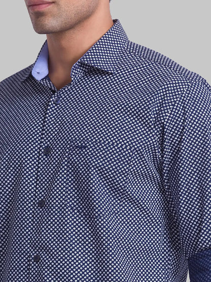 Men Blue Slim Fit Print Cotton Cut Away Collar Shirts