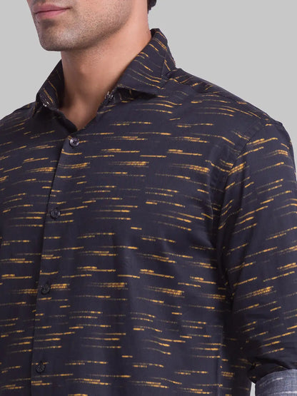 Men Yellow Slim Fit Print Cotton Cut Away Collar Shirts