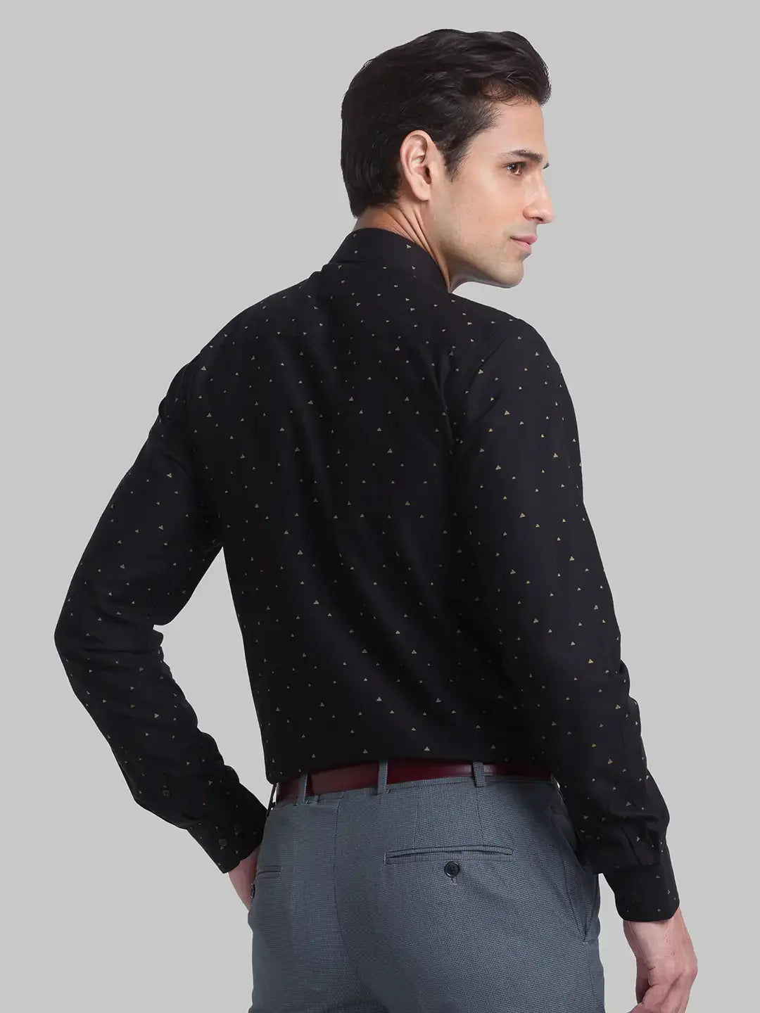 Men Black Contemporary Fit Jacquard Cotton Shirts